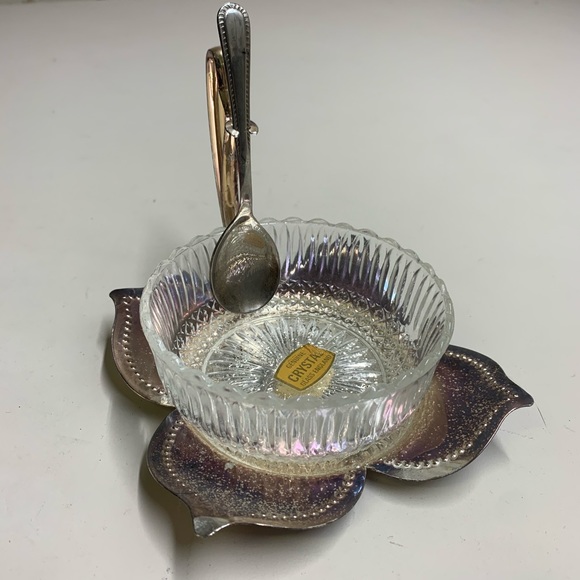 Vintage Metal Floral Bowl Holder, Sugar Bowl - Picture 3 of 6